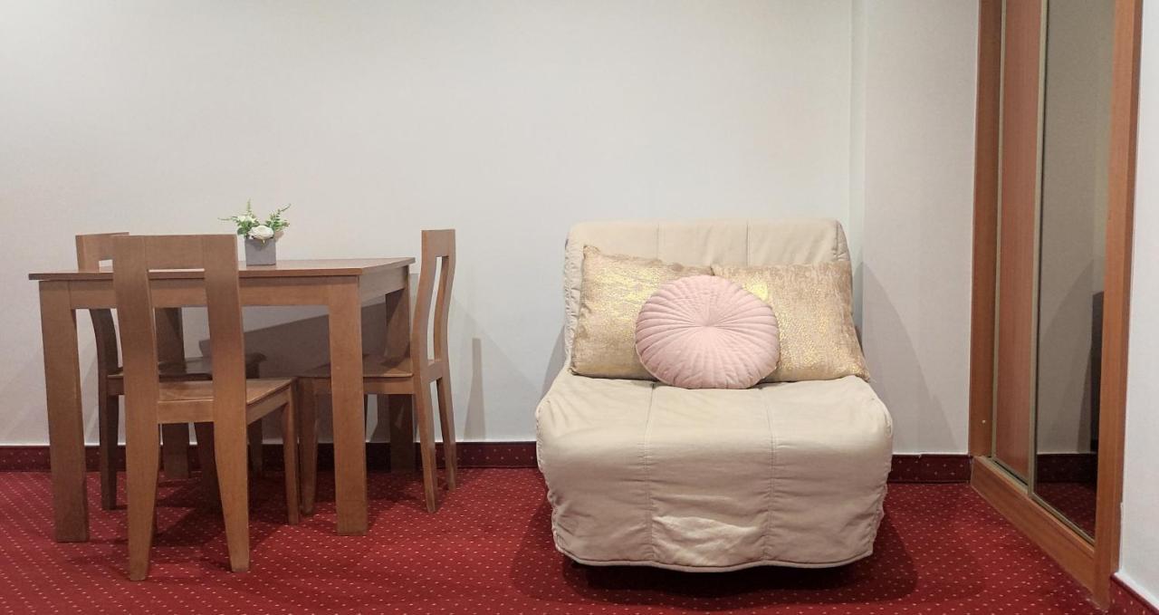 Apartament Warszawa Centrum Helvetia Plus Exteriör bild