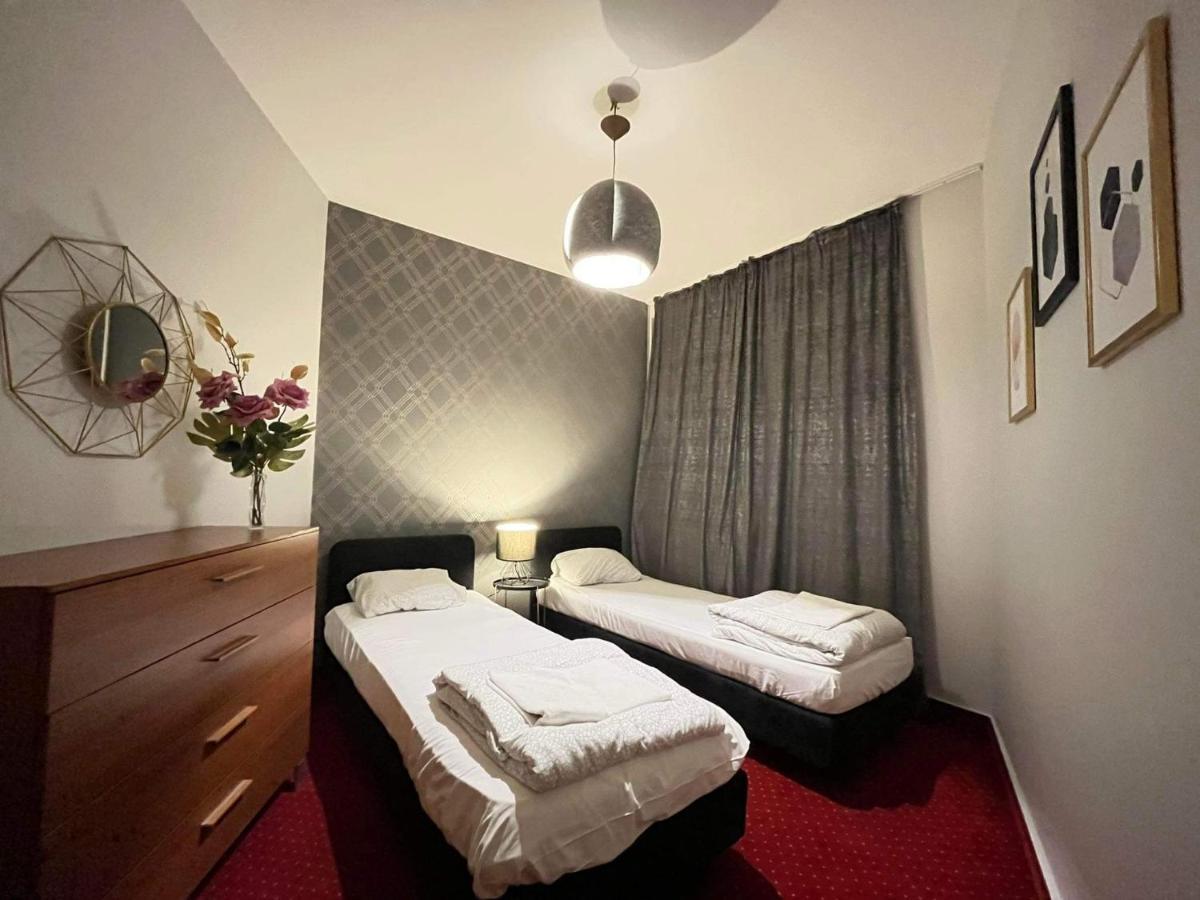 Apartament Warszawa Centrum Helvetia Plus Exteriör bild