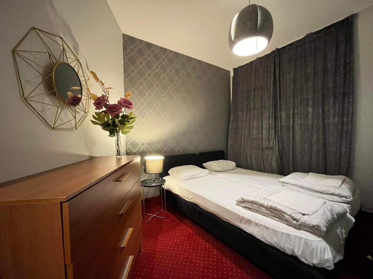 Apartament Warszawa Centrum Helvetia Plus Exteriör bild